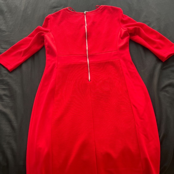 Red Dress - Picture 2 of 4